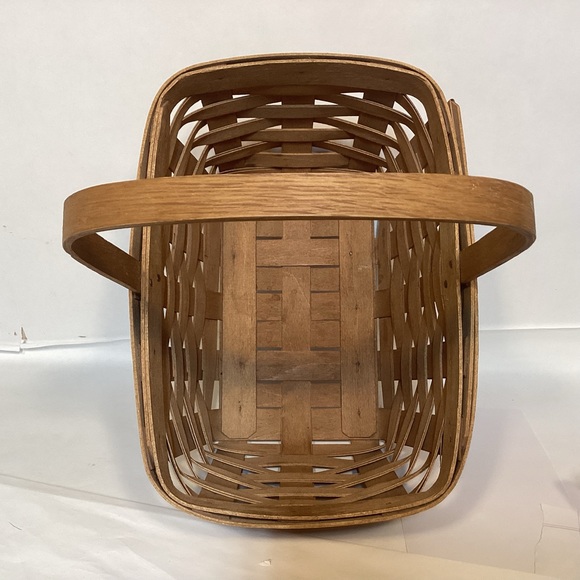 Vintage 80s Longaberger basket - Picture 5 of 10